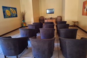sala de TV no salão de lazer - hotel fazenda saint nicolas - aguas de lindoia